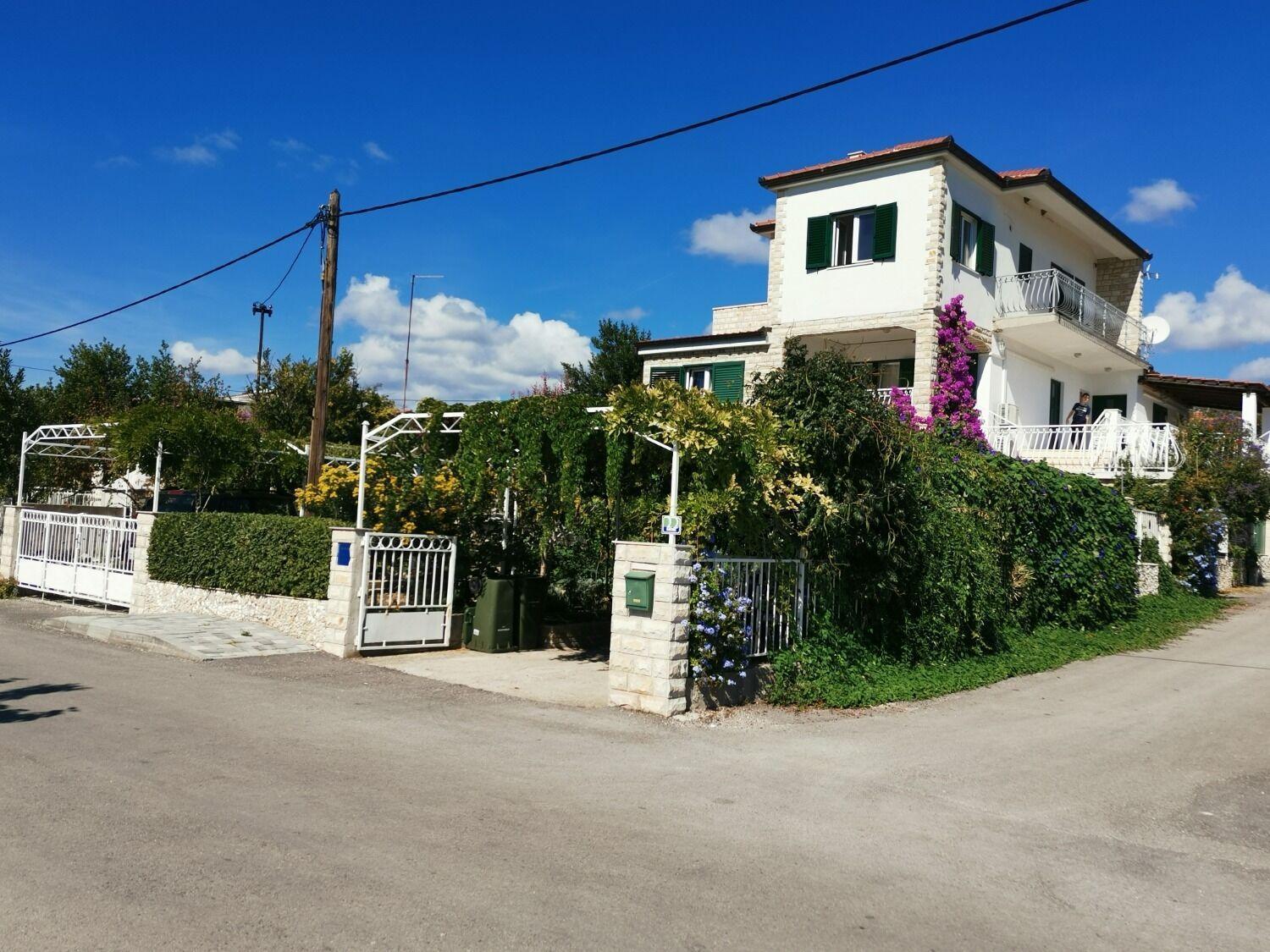 Apartments Srdan Vinišće Exteriér fotografie